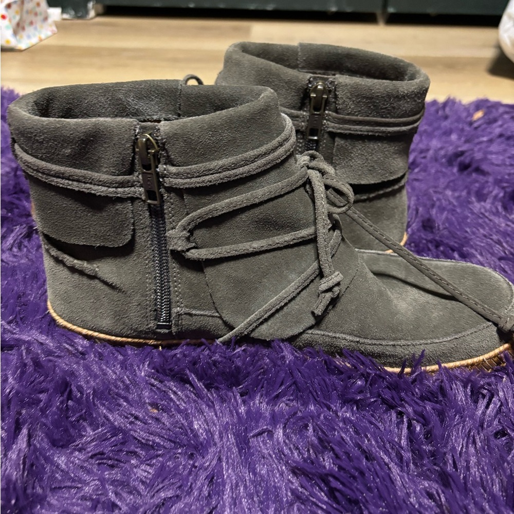 UGG Charcoal Suede Boots - Picture 14 of 15